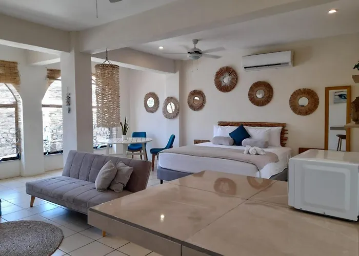 Zulu Surf Hotel